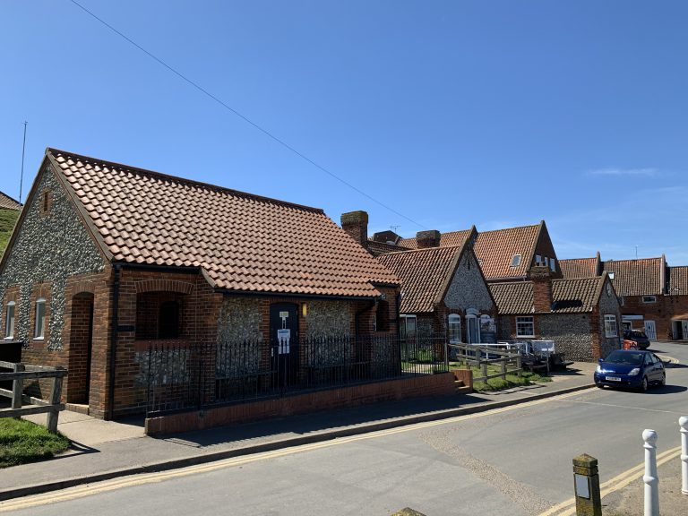 Carnser Toilet Block, Blakeney