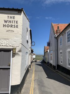 The White Horse in the High Street